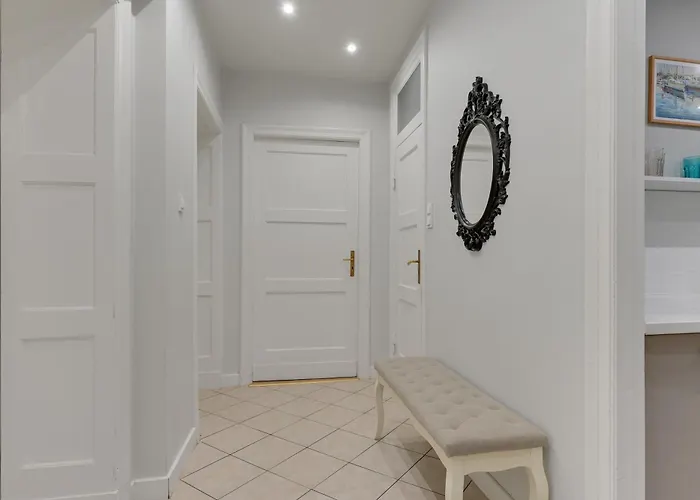 Center 2 By Grand * Gdynia